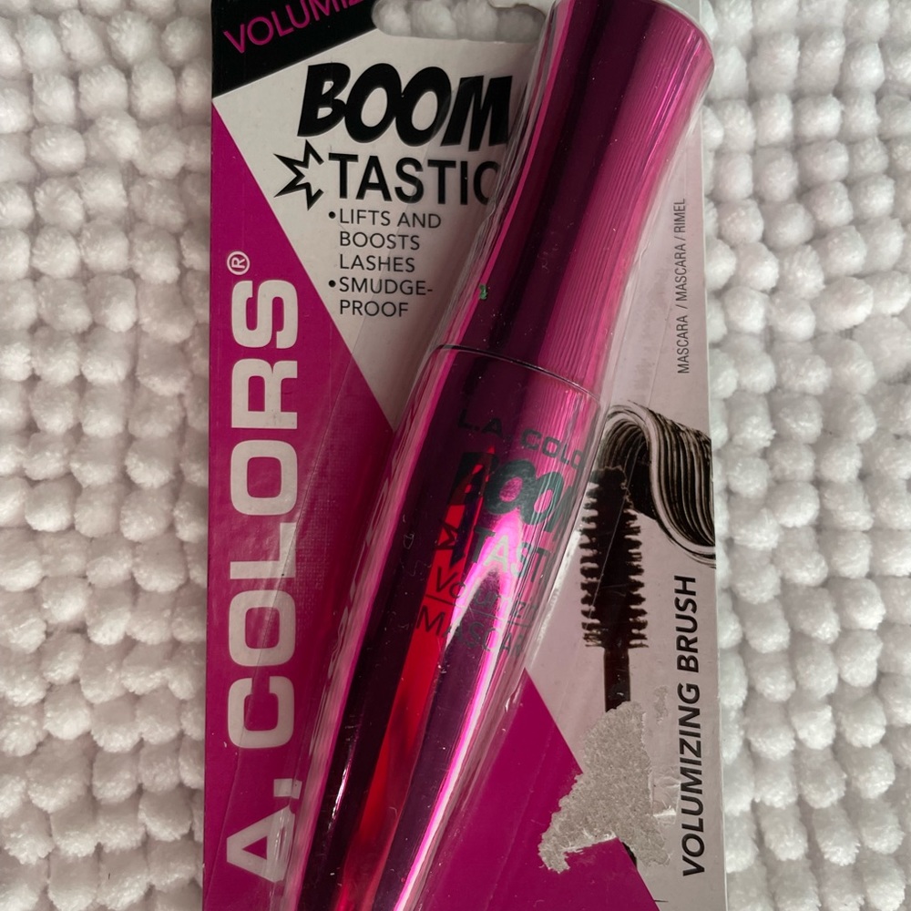 L.A Colors Boomtastic Volumizing Mascara
